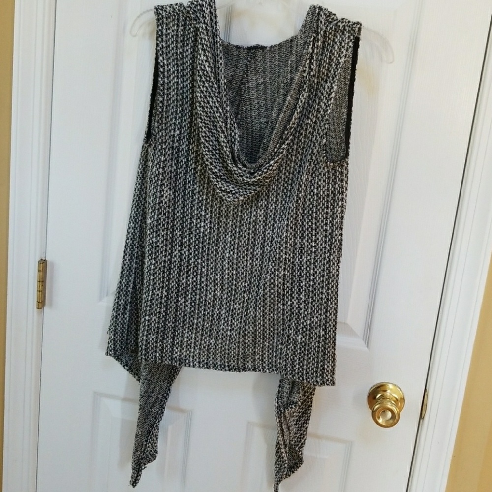 HOODED ๐ CARDIGAN - Picture 1 of 5